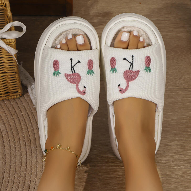 شباشب نسائية منزلية من فلامينج - مراجعة Mule Slip On وسعره