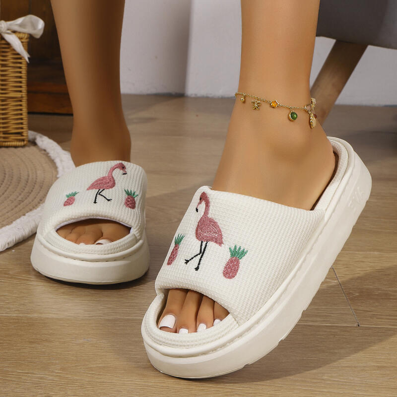 شباشب نسائية منزلية من فلامينج - مراجعة Mule Slip On وسعره
